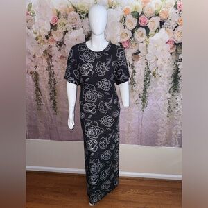 3XL- Black and Silver Rose Lularoe Maria Dress